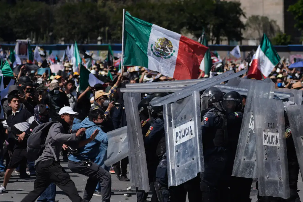 جنبش اعتراضی نسل زد که شهر مکزیکو را به لرزه درآورد